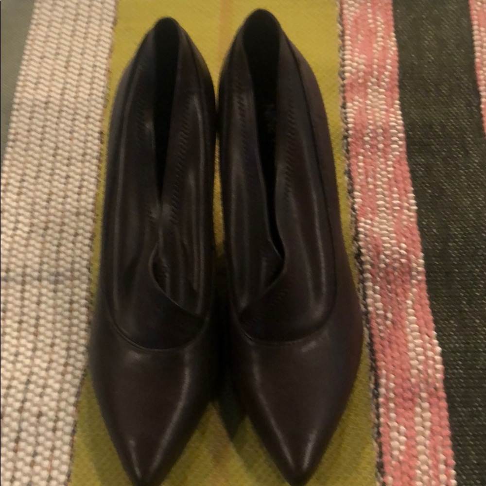 Nine west brown pumps heels